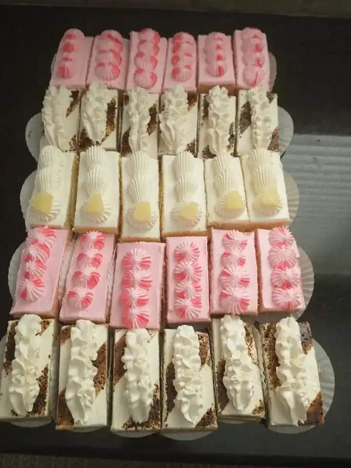 Best Calgary’s Sweetest Spot for Cakes, AB