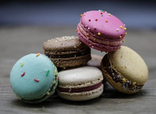 Best Calgary’s Sweetest Spot for Cakes, AB